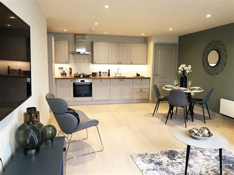 Western Road, Brighton – Haines Phillips