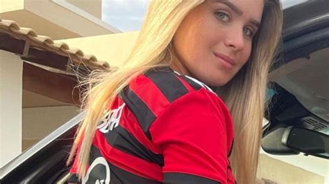 Bandeirinha Do OnlyFans Usou Camisa Do Flamengo No Primeiro Encontro