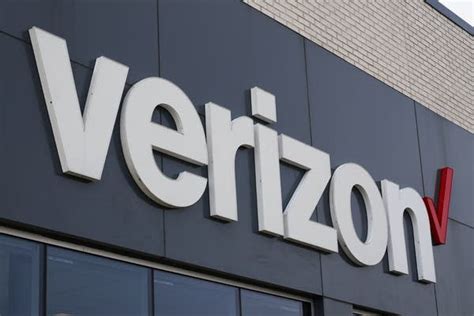 Verizon Buying Frontier In 20b Deal To Strengthen Its Fiber Network