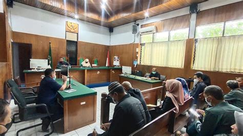 Rapat Rutin Monitoring Dan Evaluasi Bagian Kepaniteraan PTUN Makassar