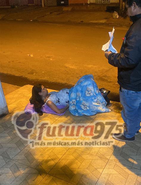 Una Mujer da a Luz en una Comisaría Futura 97 5 FM