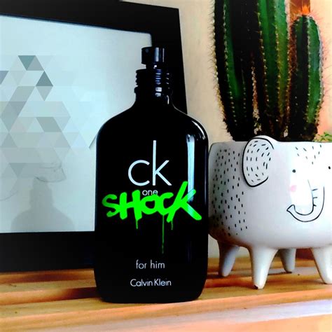 CK One Shock For Him Calvin Klein zapach - to perfumy dla mężczyzn 2011