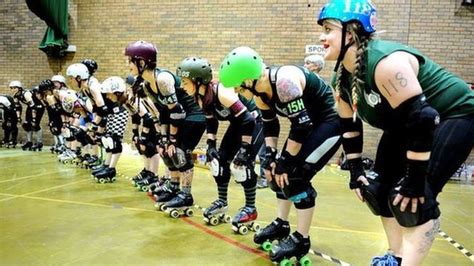 Get Inspired Learn The Rules Of Roller Derby Bbc Sport