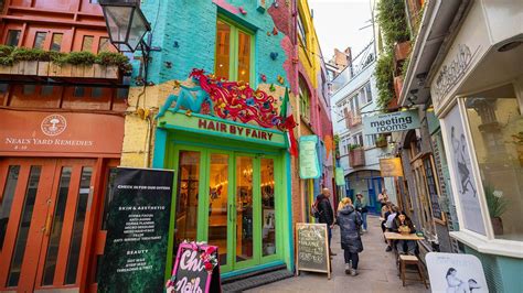 What To Do In Covent Garden London — The Empty Nest Explorers