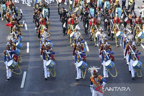 Kirab Bendera Pusaka Merah Putih Dari Monas Ke Istana Merdeka Antara News