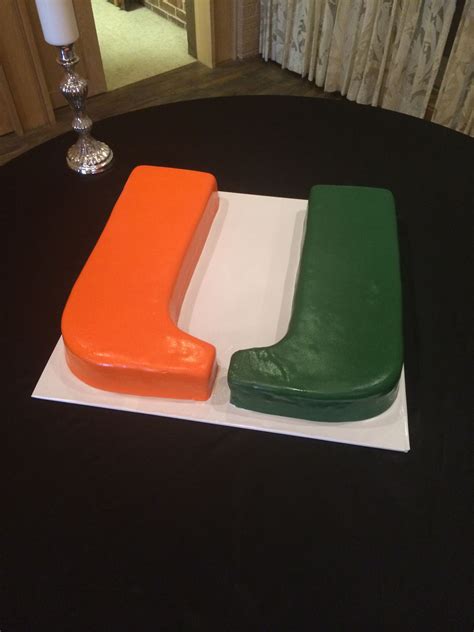 University of Miami Graduation Cakes
