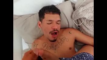 UMA MAMADA DELICIOSA VEM CONFERIR COMPLETO NO XRED XVIDEOS
