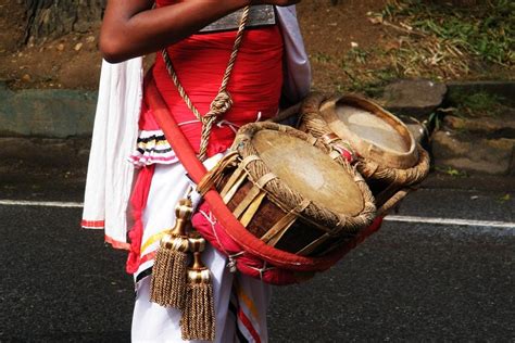 Sri Lankan Music Archives - Travel Destination Sri Lanka