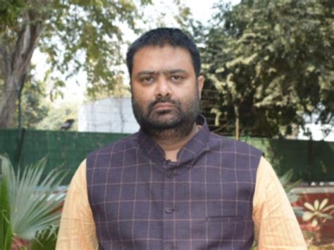 Bigg Boss Ott 3 Journalist Deepak Chaurasia To Be Part Of Show Bigg Boss Ott 3 हो गया कन्फर्म