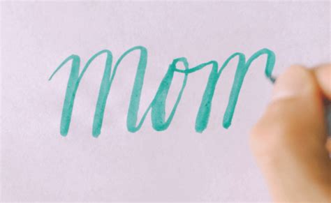 How To Write Mom In Cursive Writing Cursive Handwriting Practice