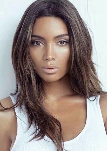 Inès Rau Fan Casting