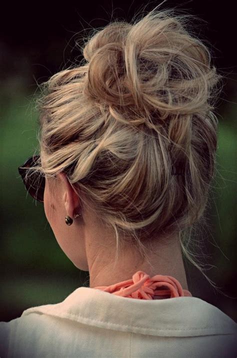 The Perfect Messy Bun Hairstyles How To