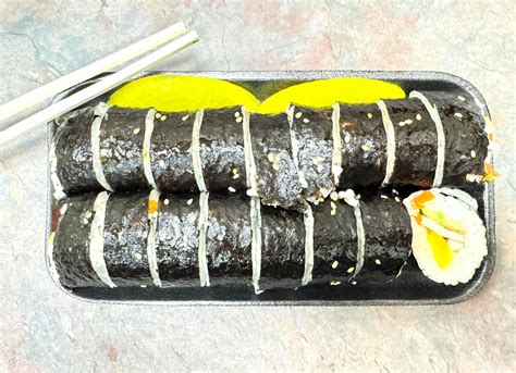 Where to find restaurant deals for $10 and under in Mpls.