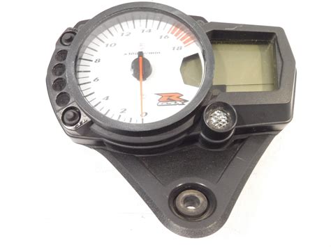 Pièce compteur tableau de bord SUZUKI GSXR 600 2006 à 2007