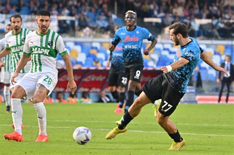 Serie A Napoli Sassuolo 4 0 Tripletta Di Osimhen Gol Di Kvaratskhelia