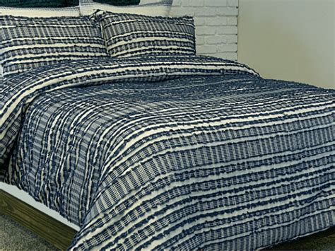 Gorman Bedding By Alamode Heirloom Linens Canadian Bedding In