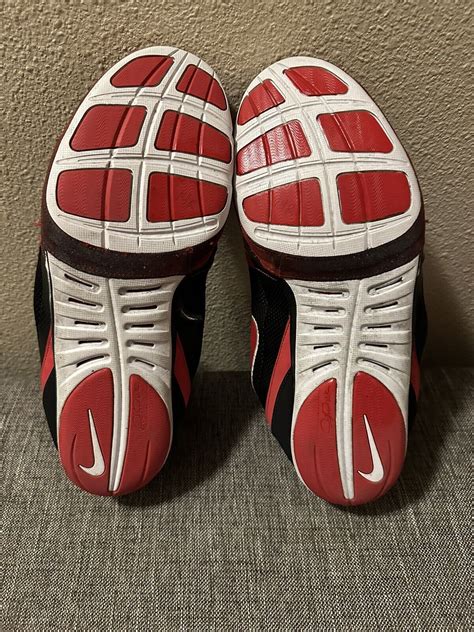 Nike Freek Wrestling Shoes Red Black Mens Size 1 Gem