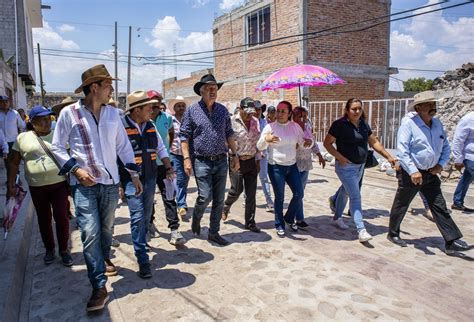 Supervisa alcalde de El Marqués obras urbanas en calles del munic