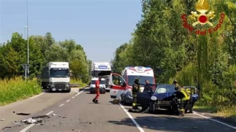 Codisotto Di Luzzara Bimbo Di Mesi Morto In Incidente Stradale