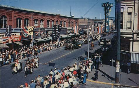 Rodeo Parade Time Ellensburg, WA Postcard