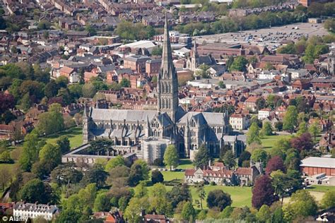 Salisbury Cathedrals Choristers Could Become Magna Carta Exhibition