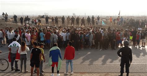 Piura Polic As E Invasores Se Enfrentan Por Terreno Perteneciente A La