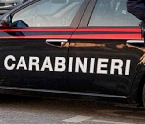 ISCHIA Insulta I Carabinieri Registra Un Video Su TikTok E Lo