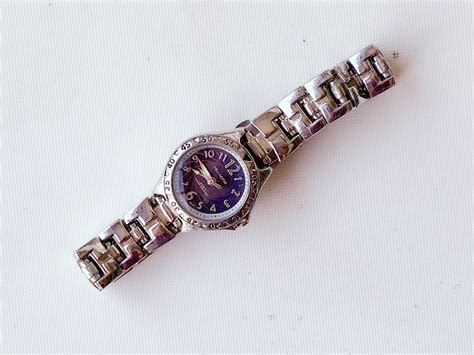 Vintage Vellaccio Ladies Quartz Watch 24mm Not Tested Etsy