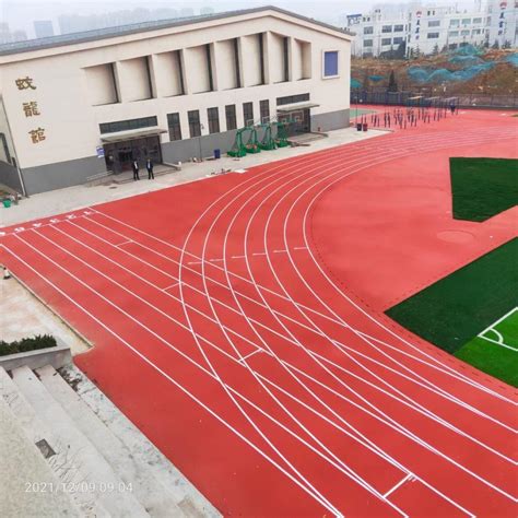 Epdm Rubber Synthetic Rubber Running Track Material Customized