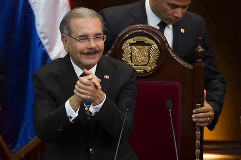 Danilo Medina Env A Al Congreso Dos Proyectos Modificaci N Leyes