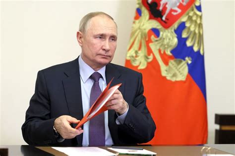 Putin Firma Una Ley Que Amplía Las Normas Rusas Contra La Propaganda