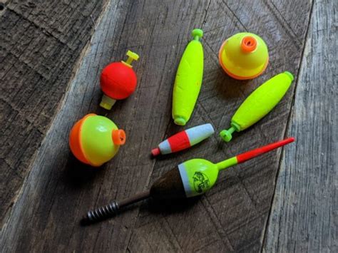 Build Your Own DIY Survival Fishing Kit