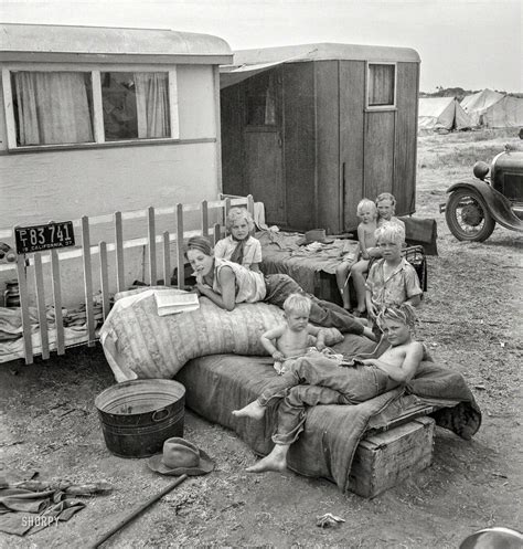 Tater Tots Relaxing Oklahoman Migrant Worker Children At A Potato