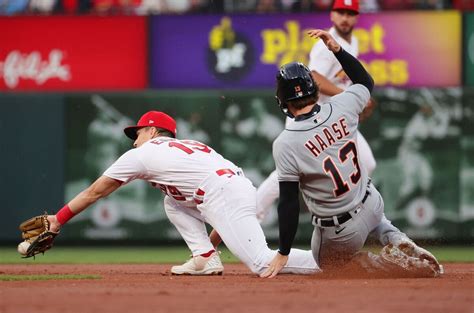 Quick Hits A Bullpen Blunder A Bad Bounce Put Cardinals At Boiling