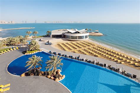 Top Beach And Pool Days In Doha 2021 Things To Do Time Out Doha