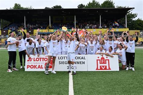 Titel Verteidigt Fc St Pauli Gewinnt Den Lotto Pokal Der Frauen