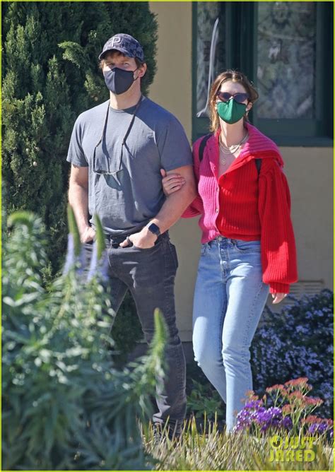 Chris Pratt Flies Back To La To Spend Valentines Day With Wife Katherine Schwarzenegger