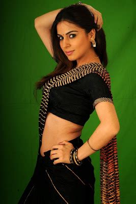 Shraddha Arya Hot Sexy Navel Show Photos In Saree Tollywood Galleries