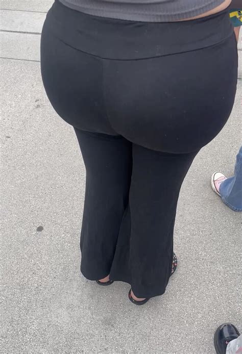 Tatted BBL Latina Milf Ass Forum