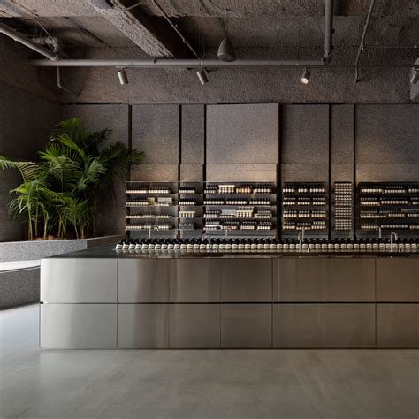 Sn Hetta Designs Aesop Store In Sydney To Resemble Coastal Cliffs Dr