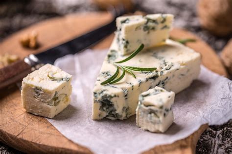 What Does Roquefort Cheese Taste Like A Guide To Its Flavor Profile