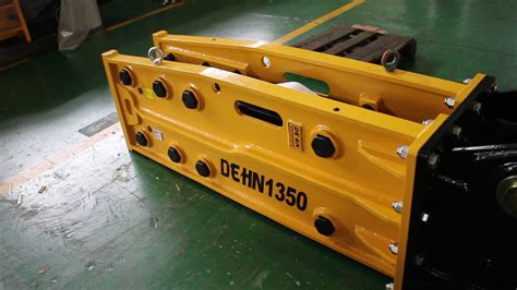 Sb70 Hammer Excavator 320 Breaker Solid Body Hydraulic Rock Crusher