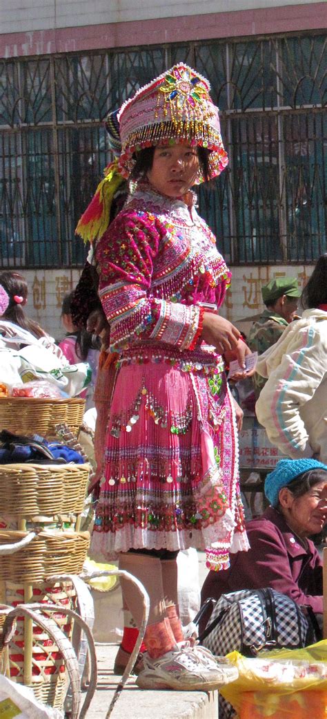 Hmongmiao People Southeast Yunnan Hmong People People Dress Miao