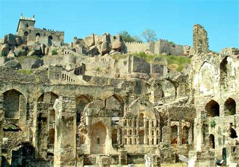 Golconda Fort (Hyderabad Tourism) Timings, Ticket Price, History ...