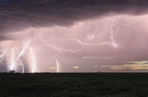 Storm Chaser Captures Incredible Photos In Tornado Alley Tornado