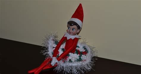 Crafttacular: Crocheted Skirt for Elf on the Shelf