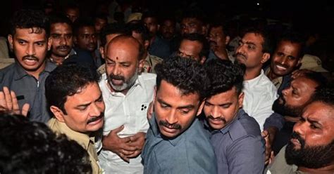 Munugode Bypolls Telangana Bjp Chief Bandi Sanjay Detained