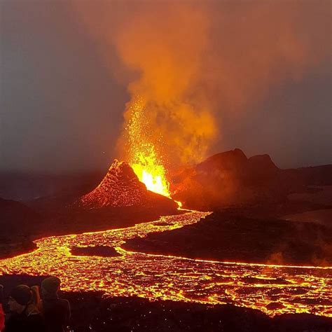 Islanda Leruzione Del Vulcano Fagradalsfjall Diventa Pi Esplosiva