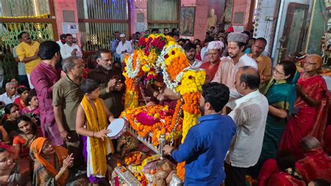 श्री स्वामी समर्थ प्रकटदिनी अक्कलकोटमध्ये भाविकांची मांदियाळी In