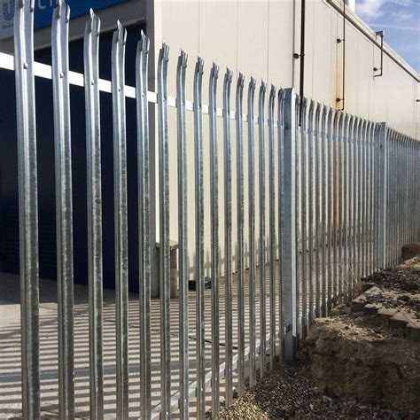 Heavy Duty Galvanized Steel Palisade Fencing With W Pales And Triple